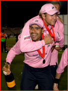 Shah & Malan celebrate the 2008 Twenty20 final win