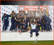 Hampshire celebrate winning the T20 Final, 2010