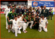 Pakistan celebrate beating Australia, Headingley.